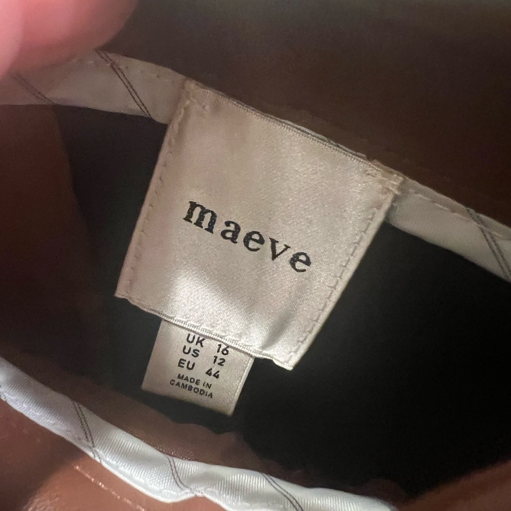 NWT new 12 Anthropologie Maeve faux leather cuffed shorts chocolate brown - Picture 6 of 15